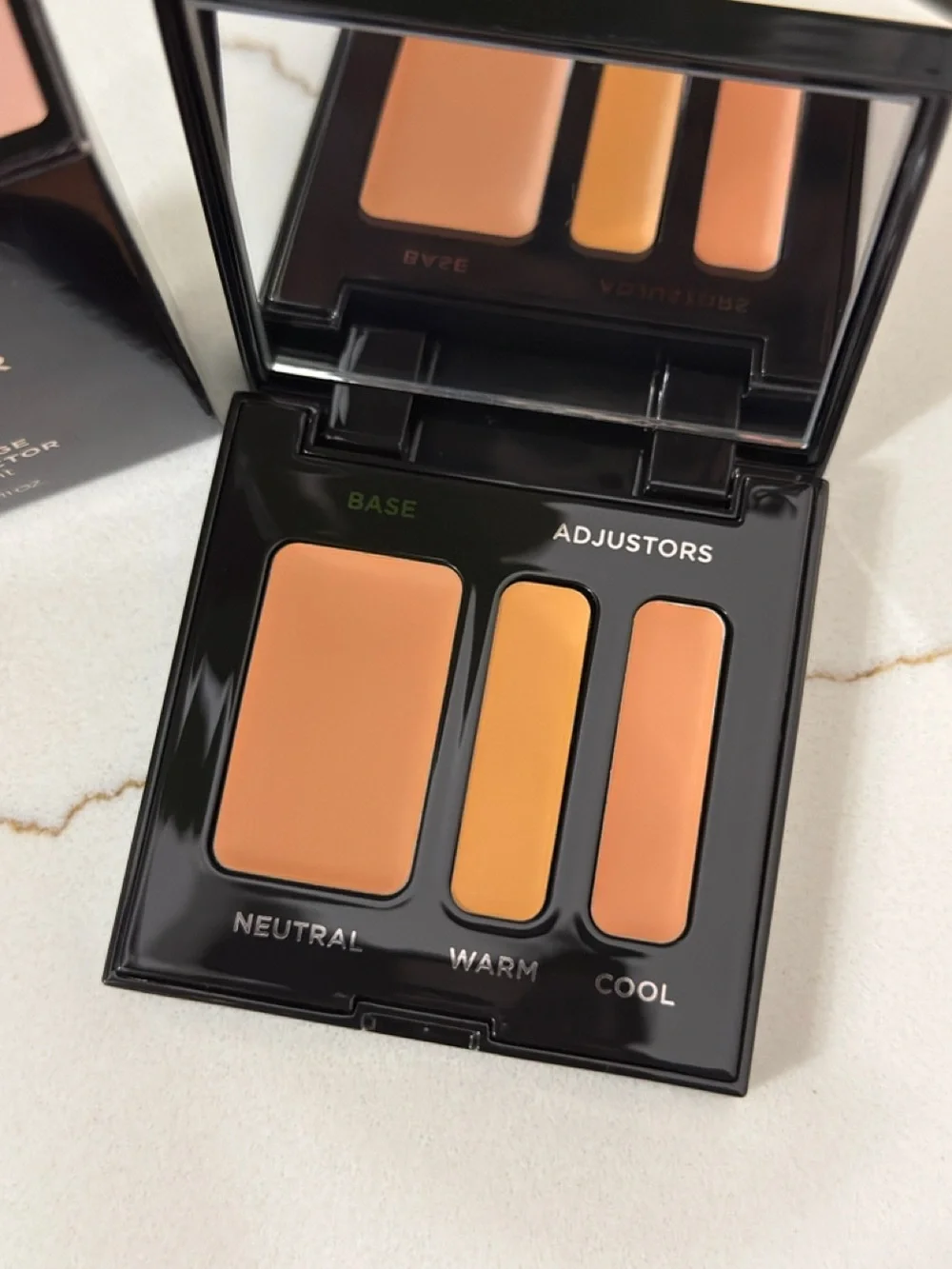 laura mercier laura mercier