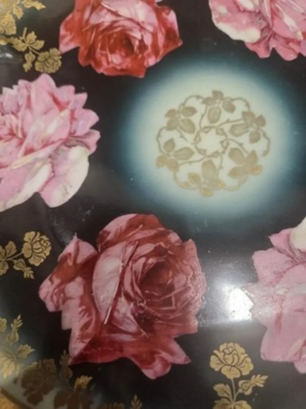 Unbranded exquisite antique