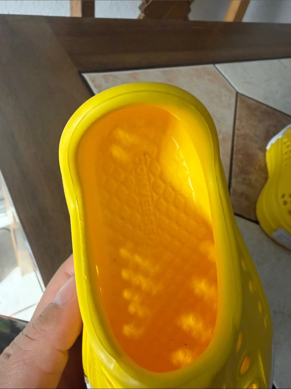 Converse All Stars bright yellow