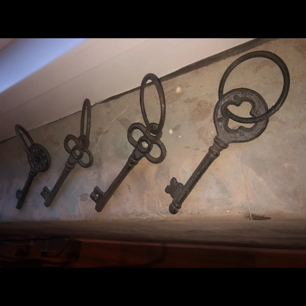 Restoration Hardware Antique Iron Skeleton Keys - Dark Brown