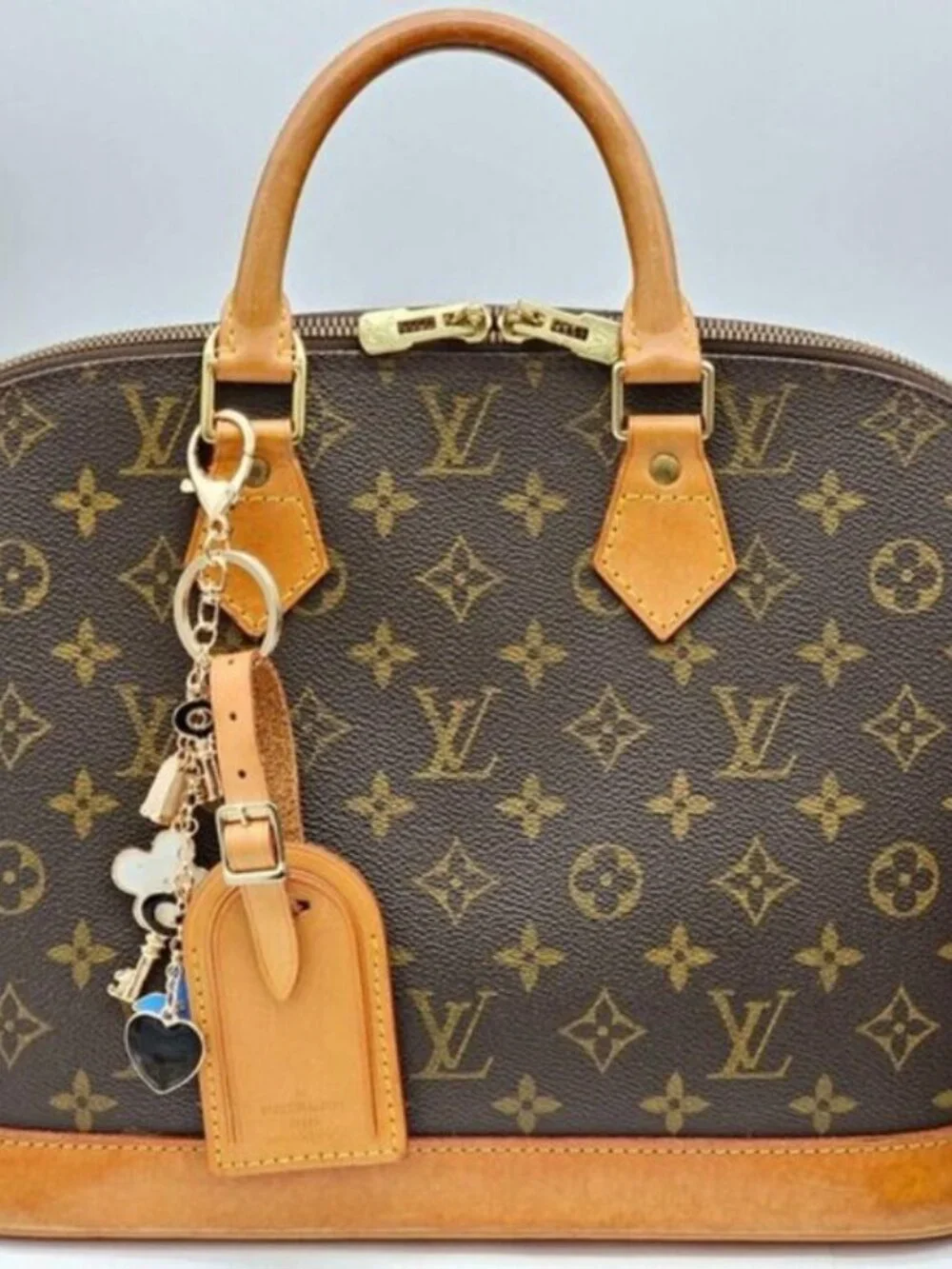 Louis Vuitton carefully our luggage