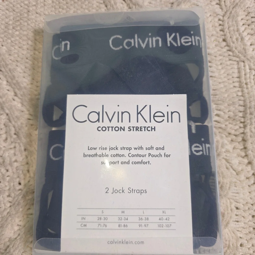 Calvin Klein calvin klein