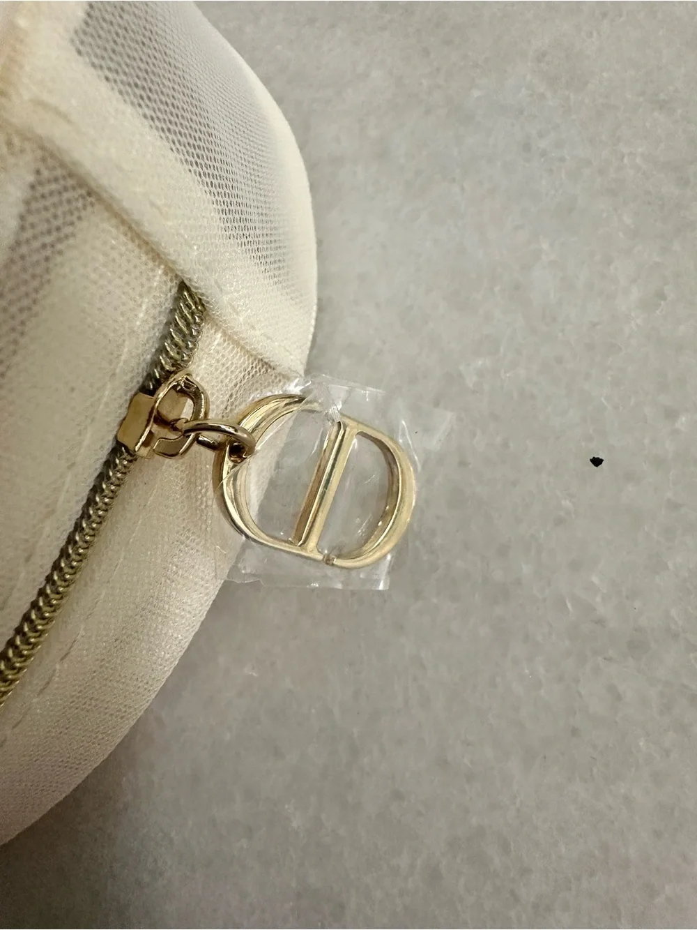Dior round cosmetic