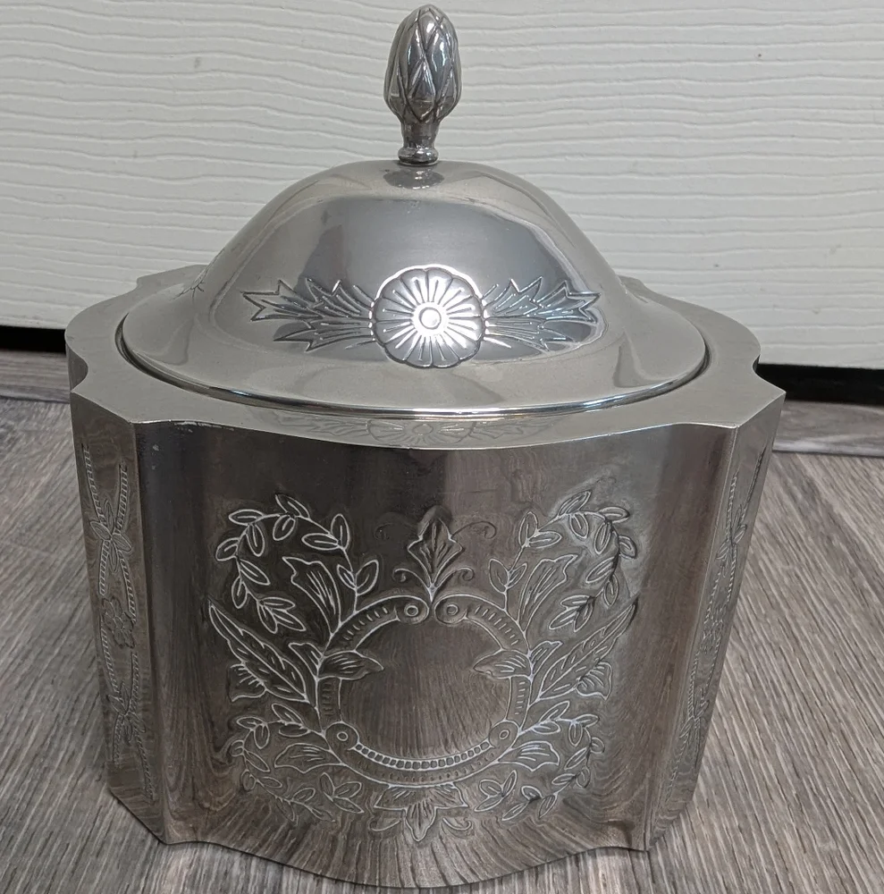Vintage Trinket Silver Etched Box