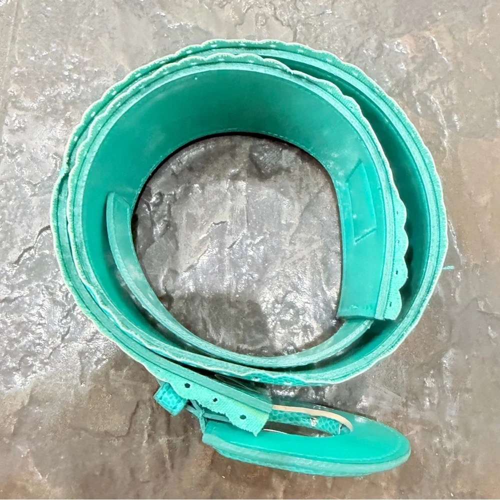 N/A turquoise textured