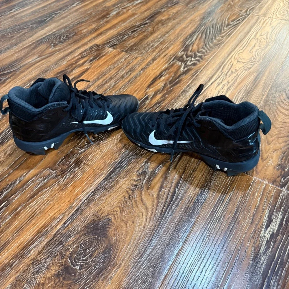 Nike alpha menace