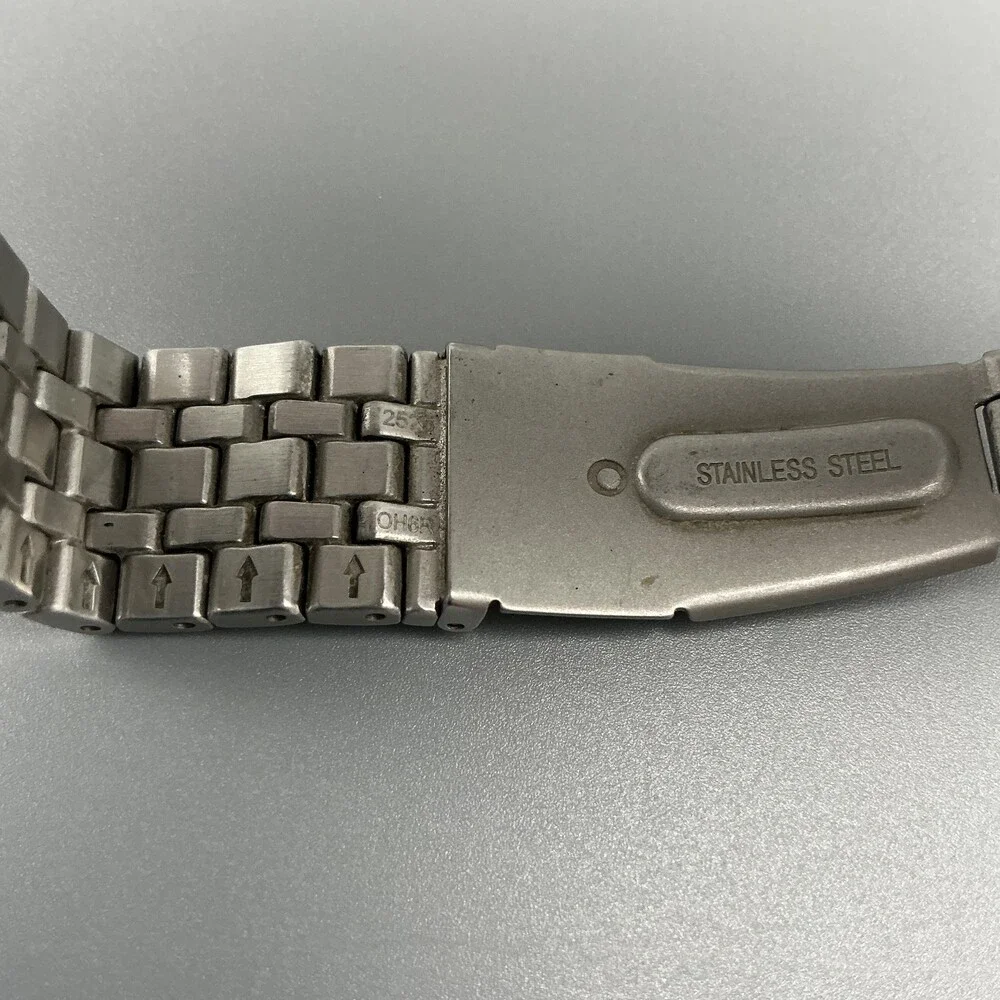 Hugo Boss movement shape chronograph