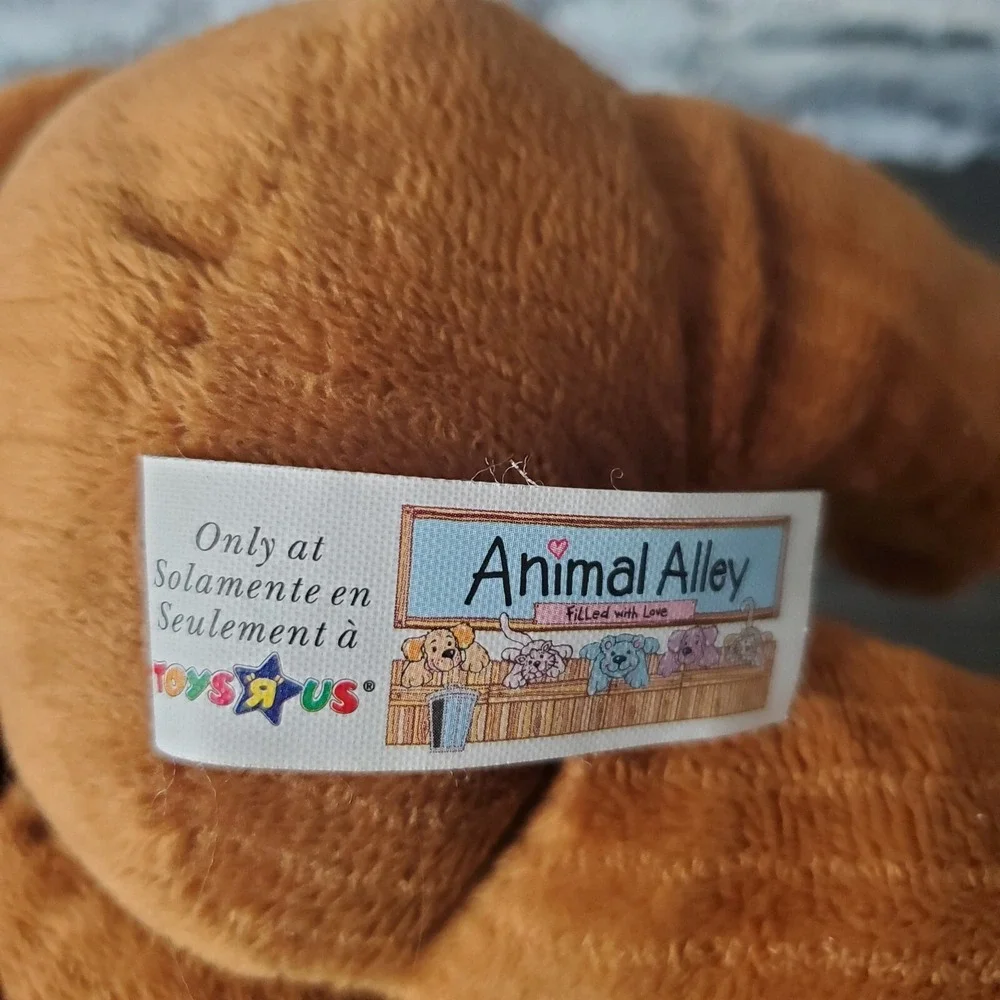 Animal Alley toys us