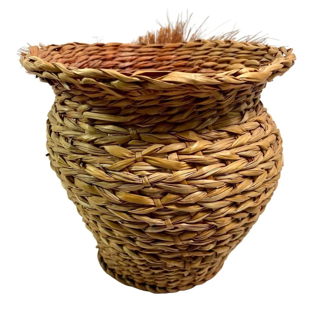 Unbranded vintage wicker