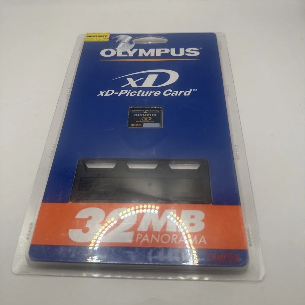 Olympus 32MB xD‎ Picture Card Camera Memory Card New With Cardholder For 6