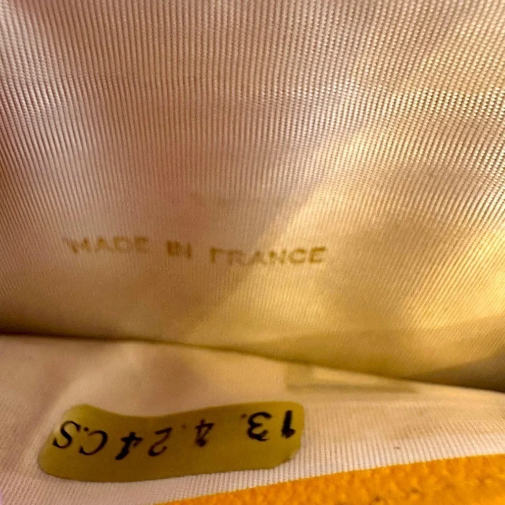 CHANEL 💛 vintage
