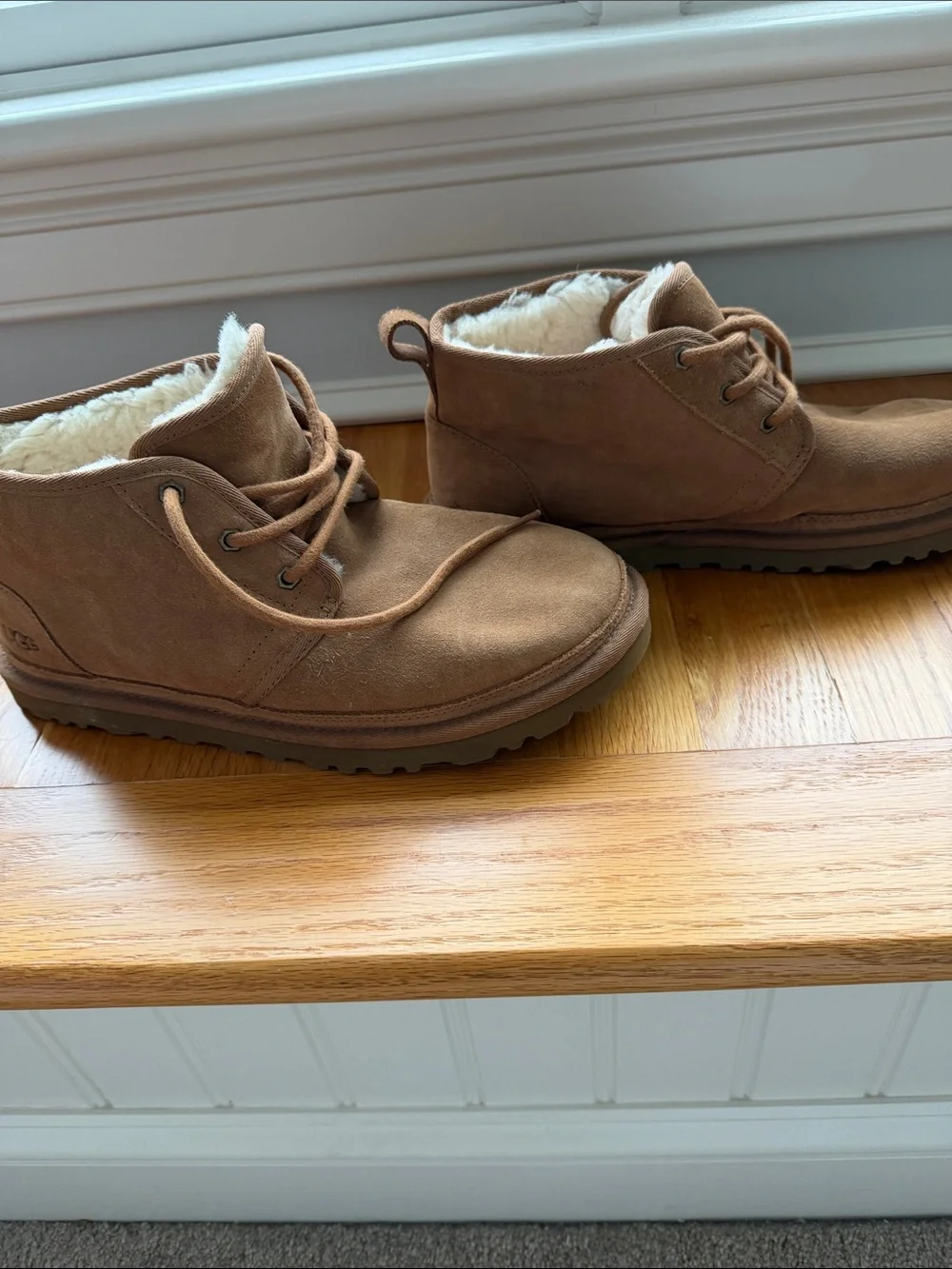 UGG suede lace