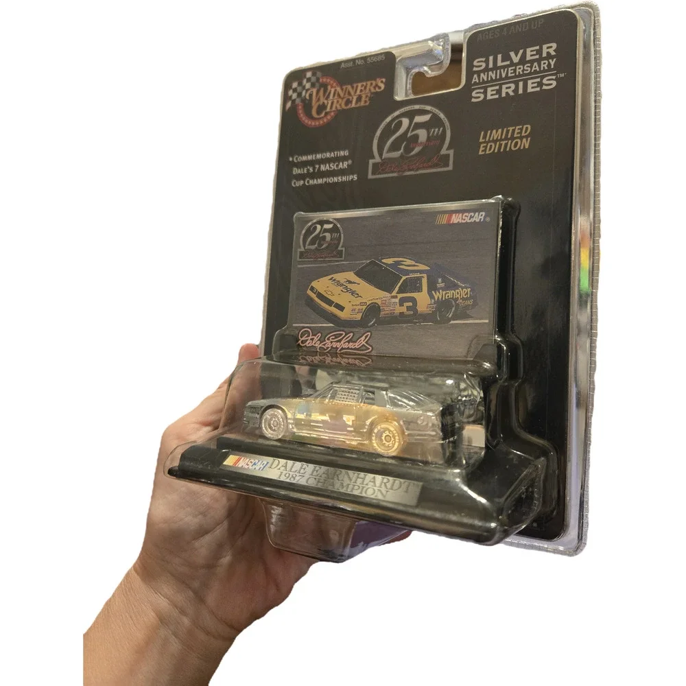 Winners Circle blister car