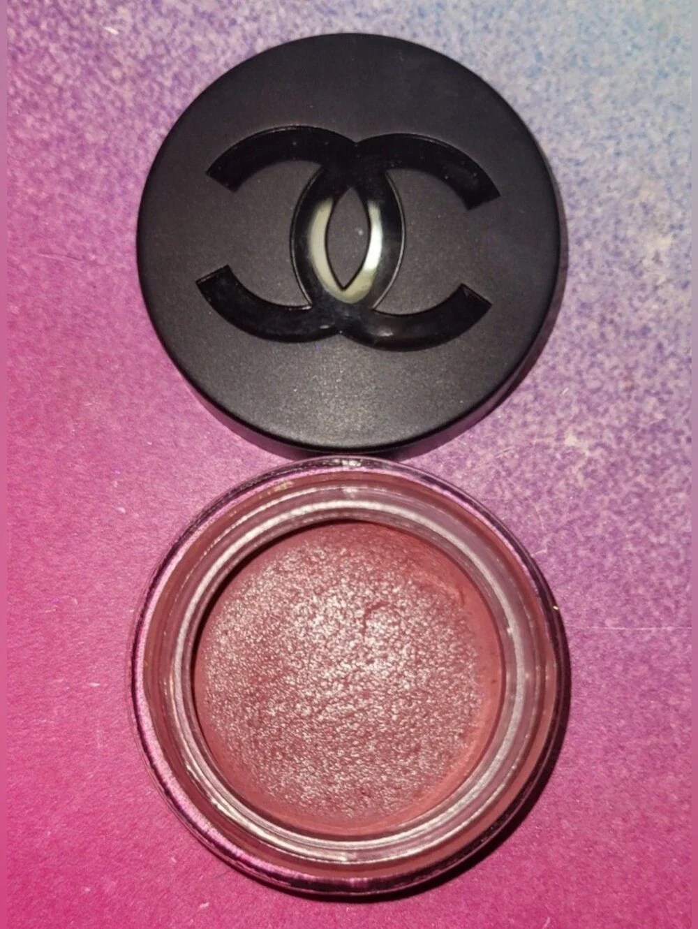 CHANEL red camellia