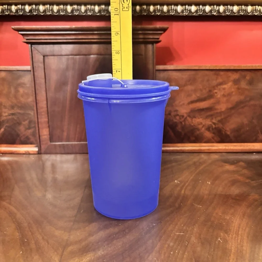 Tupperware capacity usa handolier