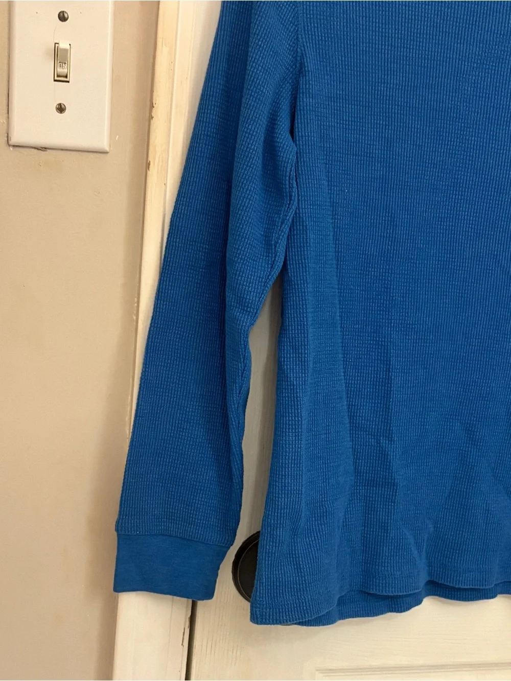 Old Navy Set of 2 Boys Waffle Knit Long Sleeve Tops