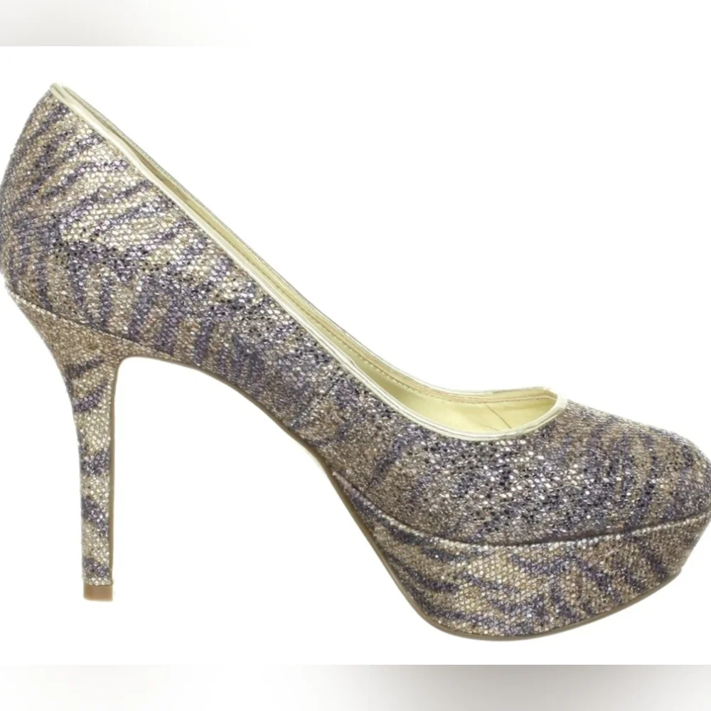 Nine West pumps animal