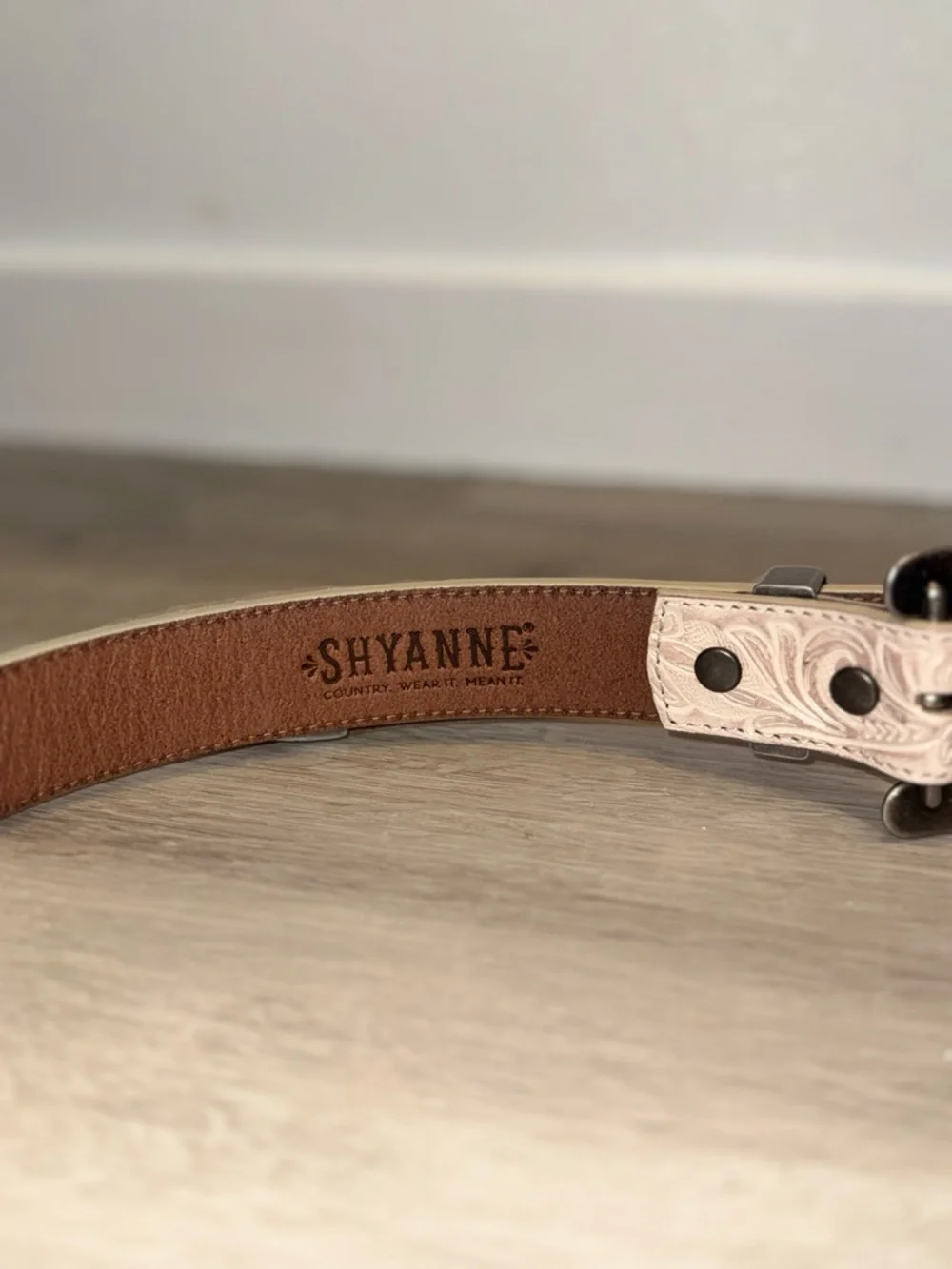 Shyanne western floral