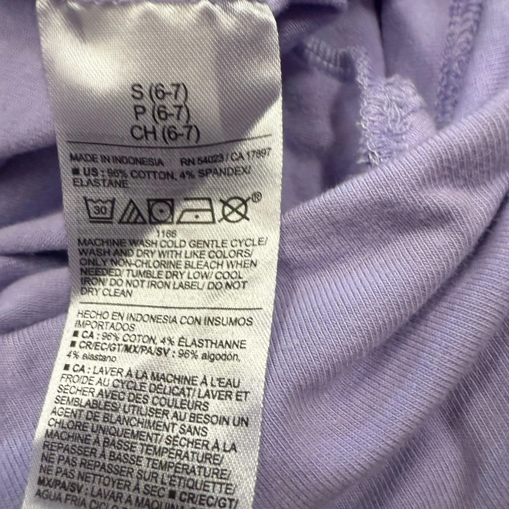 Old Navy never worn