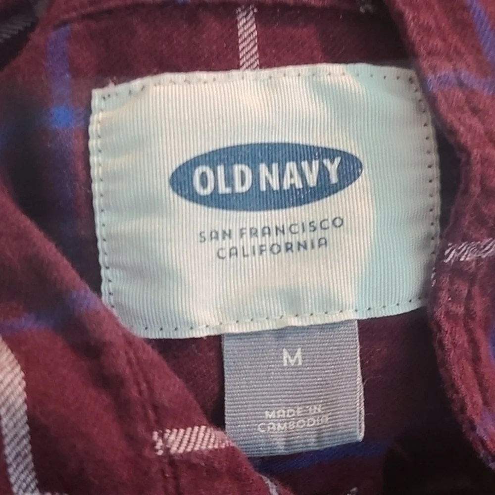 Old Navy chest 19