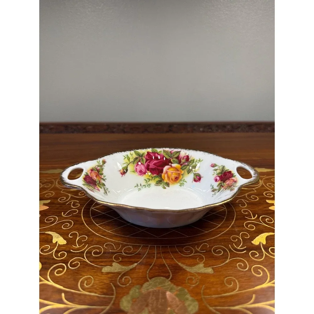 Vintage‎ Royal Albert Old Country Roses Ring Dish