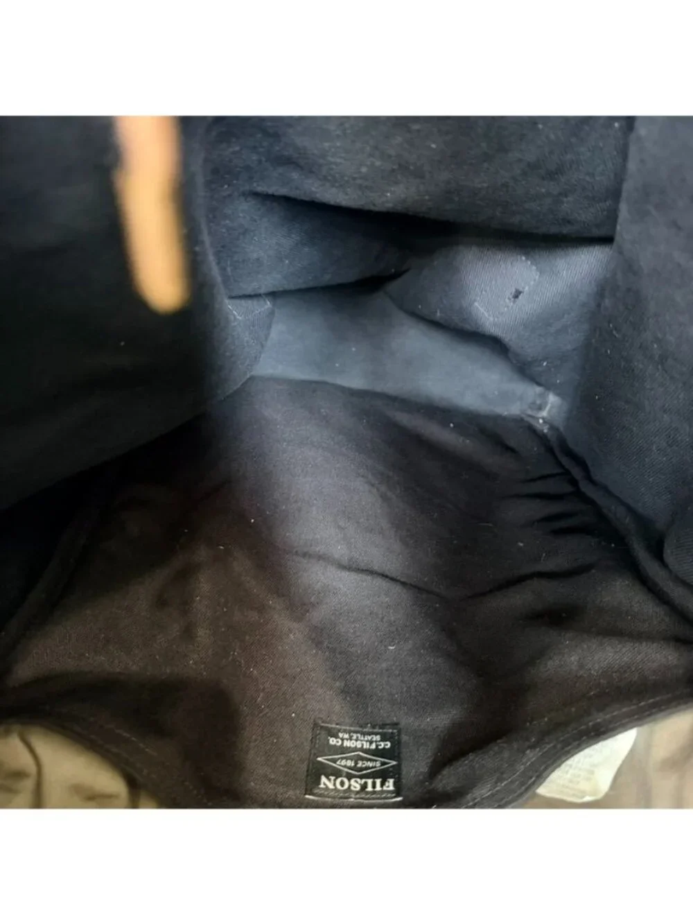Filson flap no
