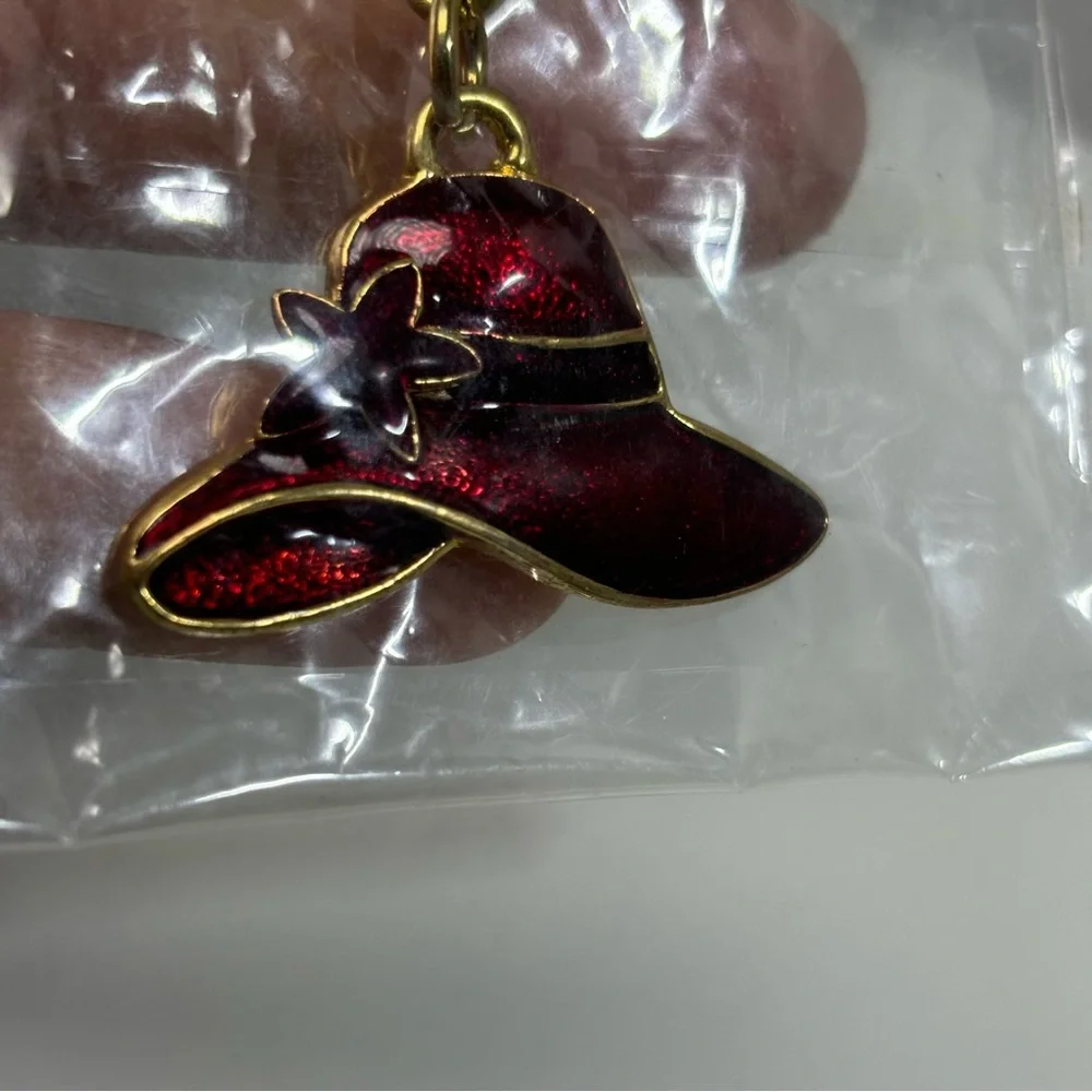 Red Hat hat keychain
