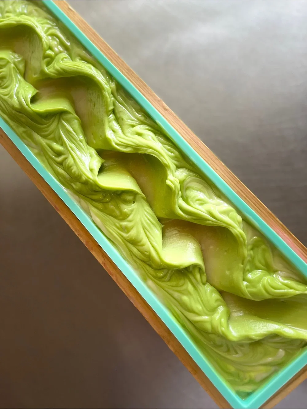 Hand Crafted refresh your