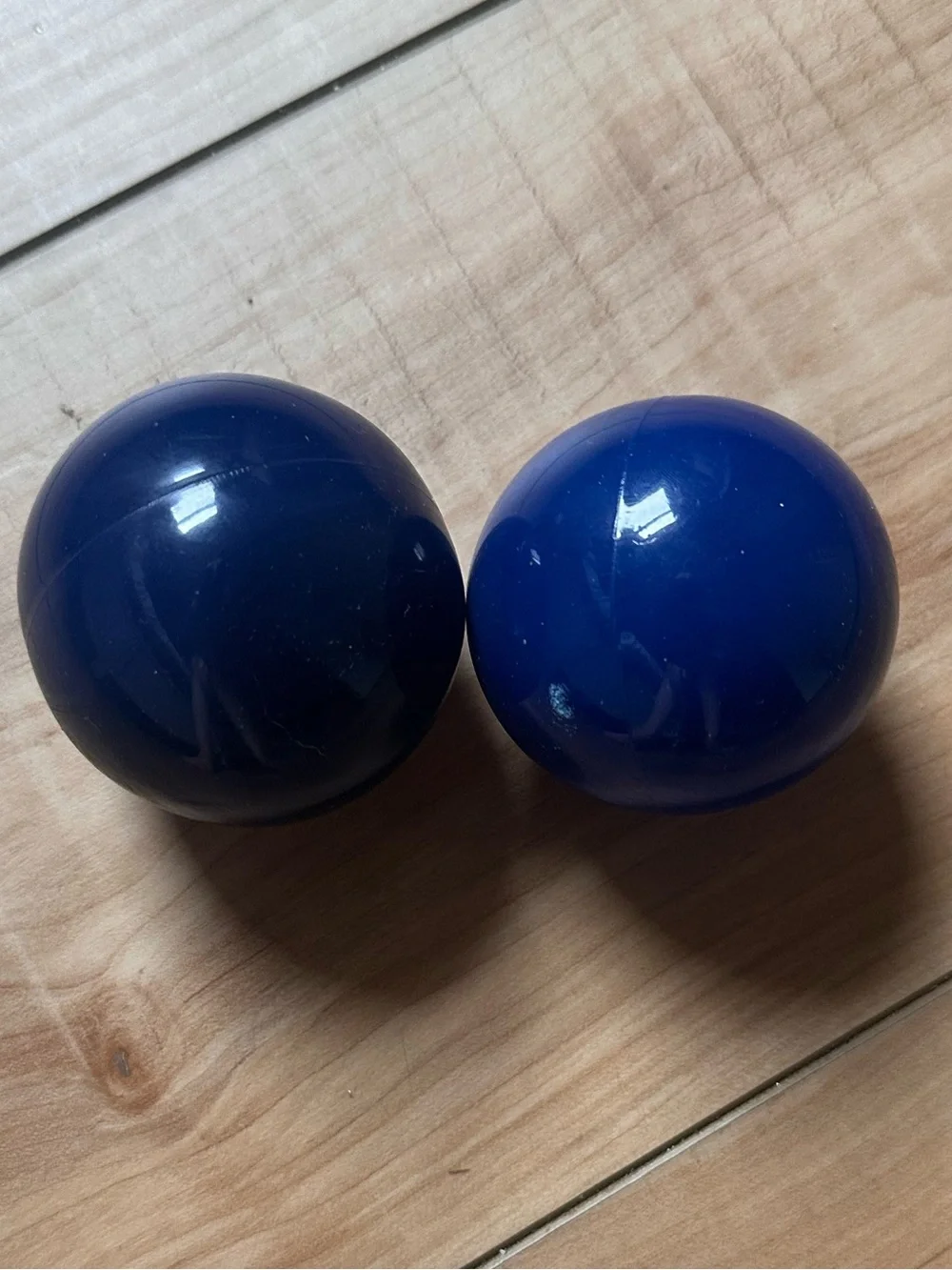 LOVEVERY Opposite balls