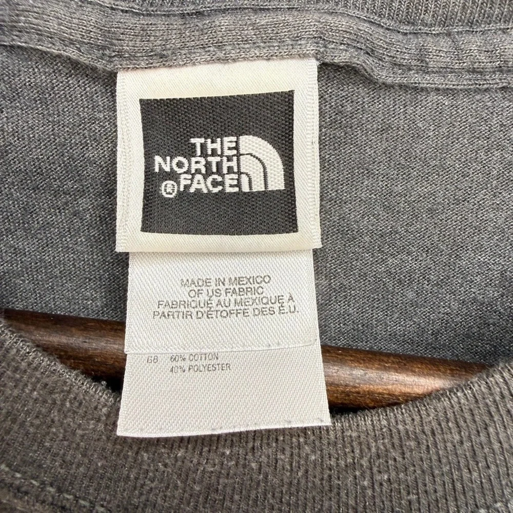 The North Face size retro adventures