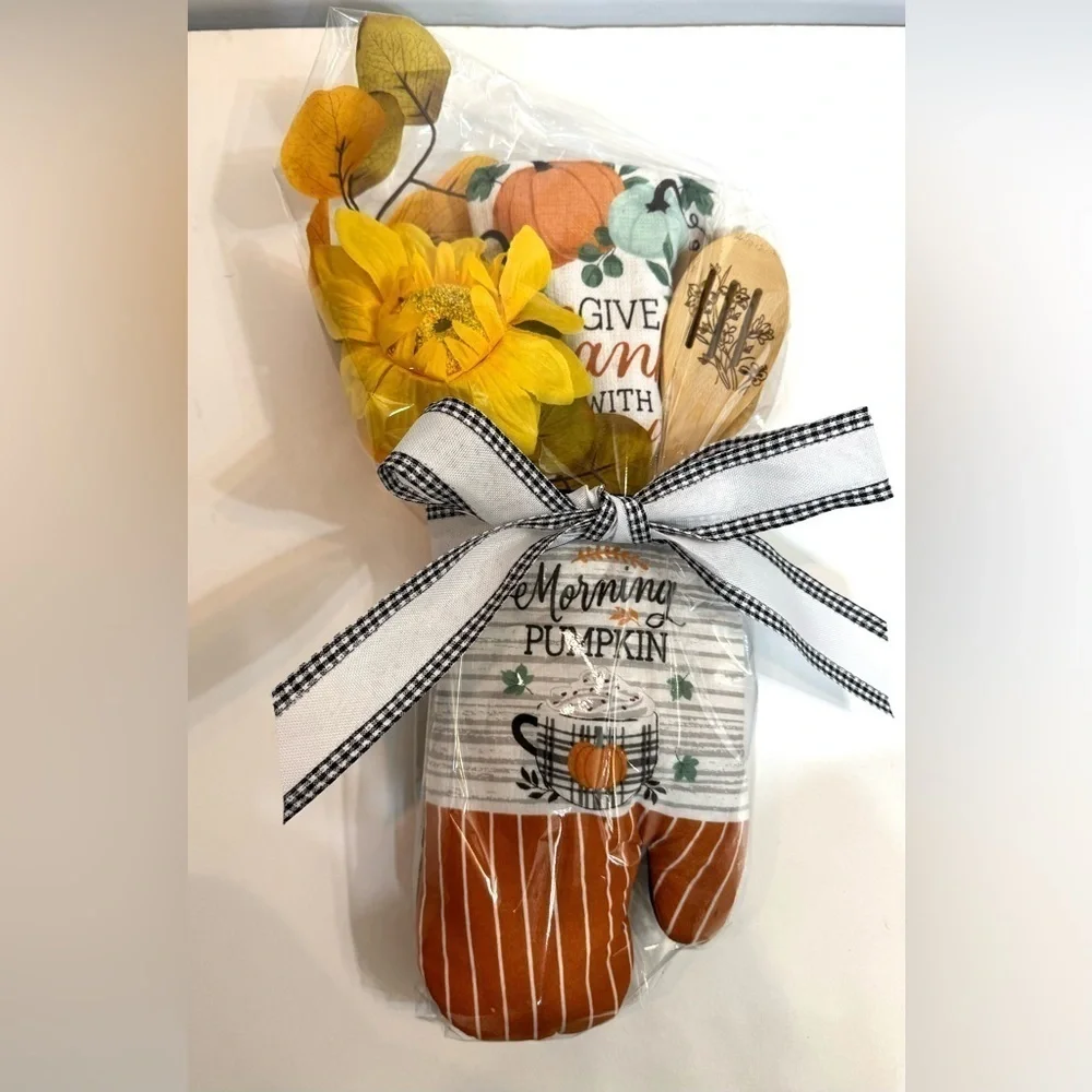 Fall Hostess Gift Pot Holder, Towel, Utensils Pumpkin Thanksgiving NEW