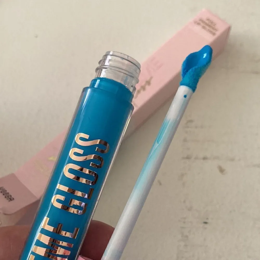 Jeffree Star ⭐️ Supreme Gloss 👄 BLUE BALLS 🏀 ⚽️ 🏈