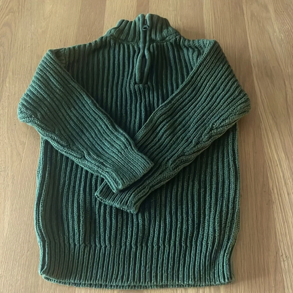 GAP color green