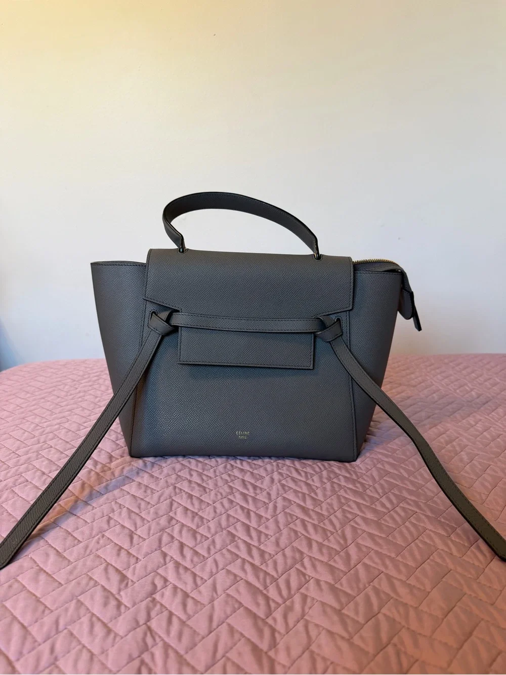 N/A preowned grey