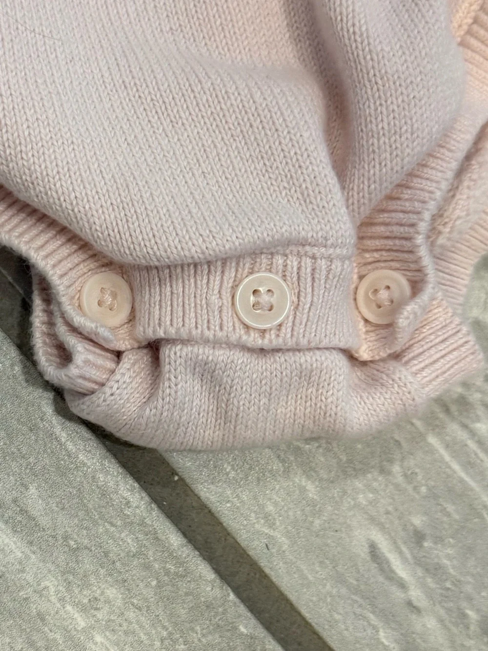 GAP soft pink