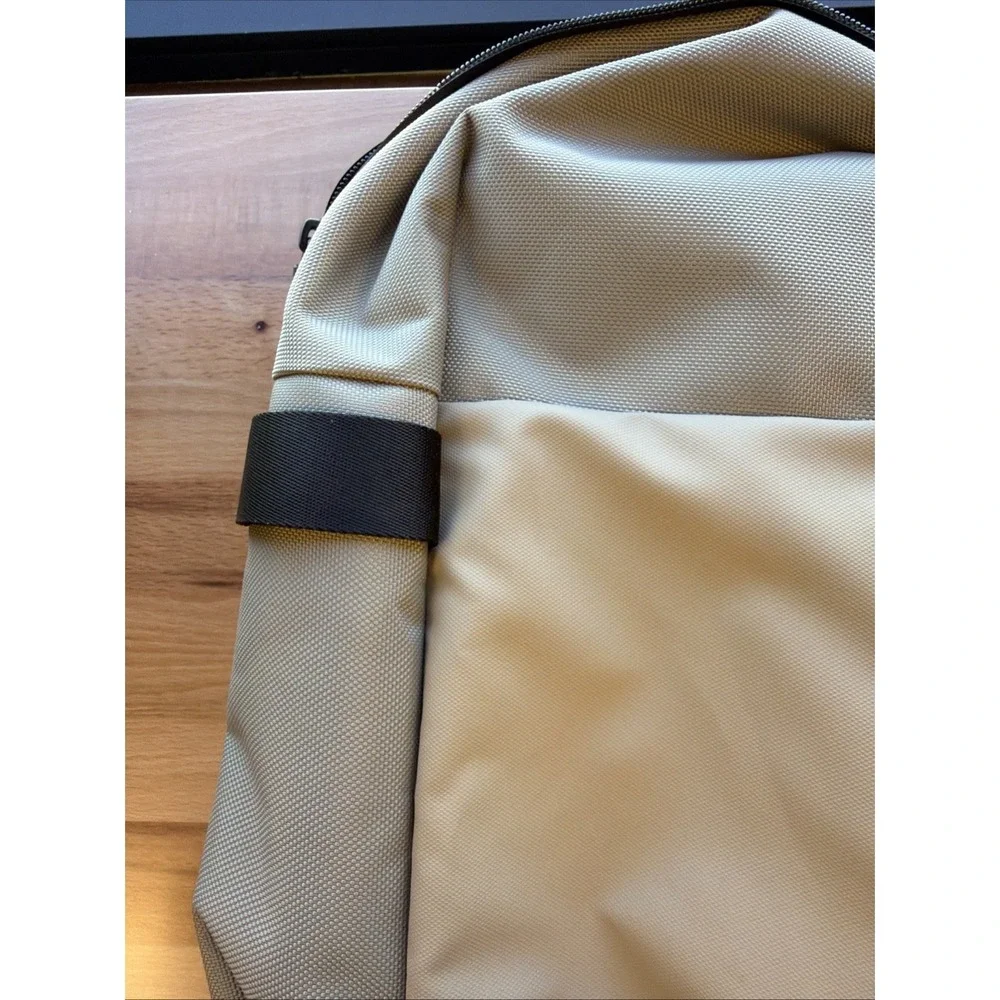 Tomtoc 7l sling