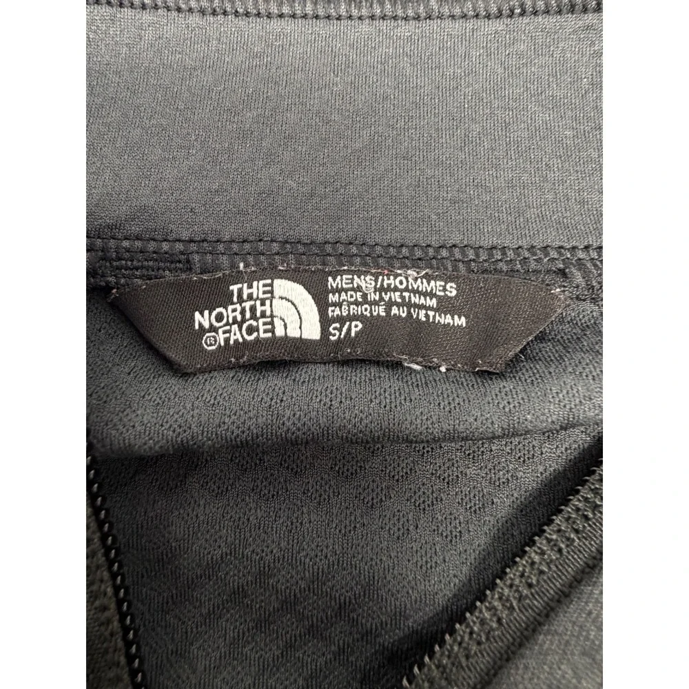 The North Face Men's FlashDry‎ 1/2 Zip Pullover Jacket Charcoal Grey Small S/P