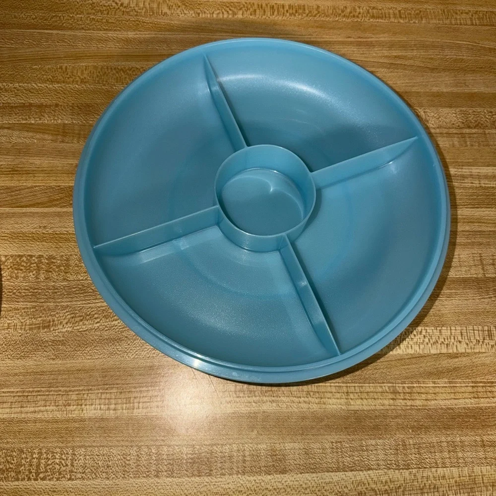 Tupperware light blue
