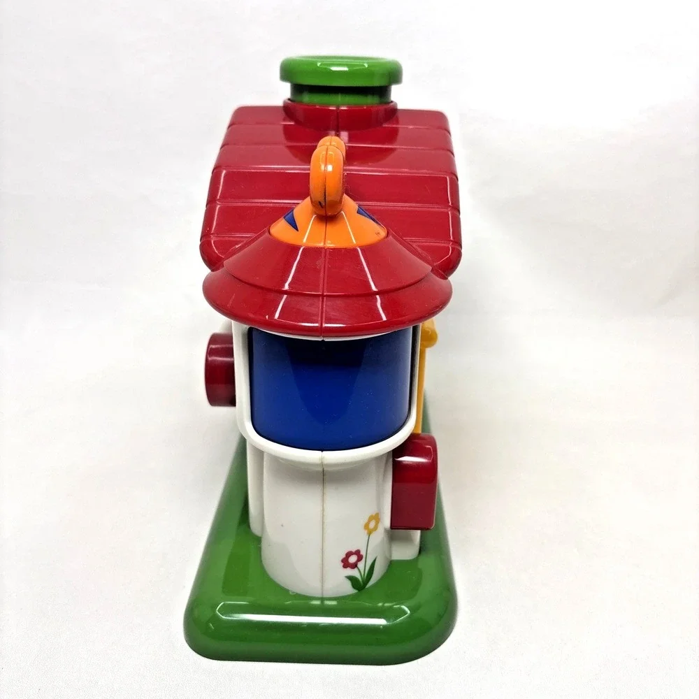 TOLO Pop‎ Up Farm First Friends Barn Toy Set Infant Toddler Primary Colors Cow