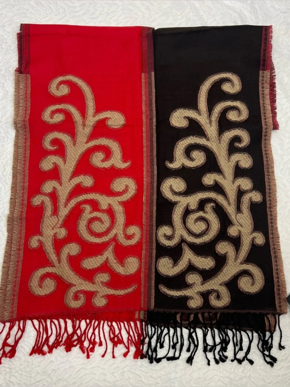 Tolani stunning scarf