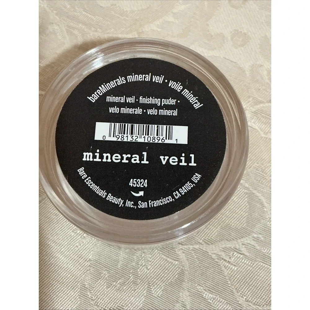 BareMinerals ID Mineral Veil Face Setting Powder Full size 45324 Finishing