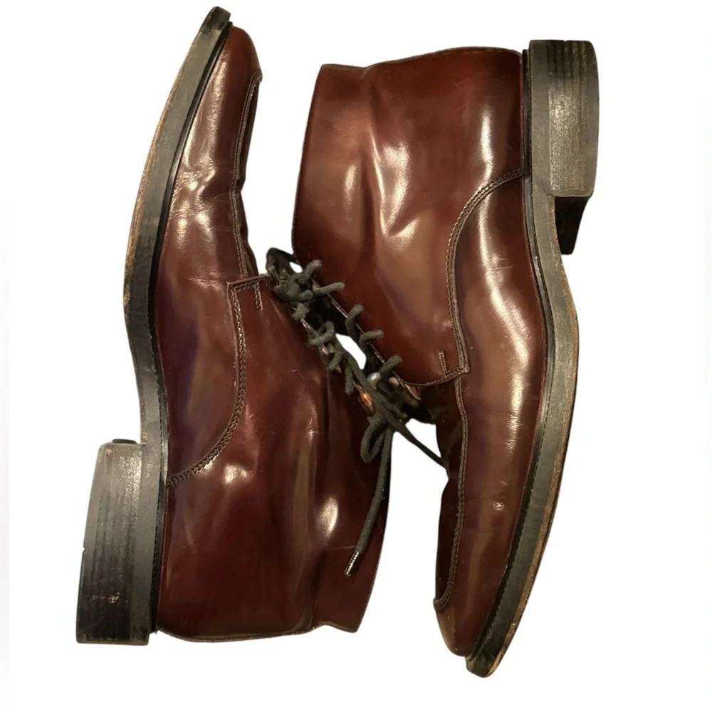 Banana Republic Men's Leather Chukka Boot in‎ Burgundy/Brown Size 11D
