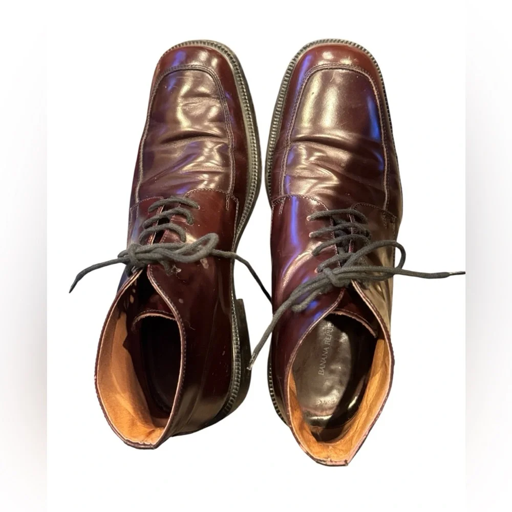 Banana Republic Men's Leather Chukka Boot in‎ Burgundy/Brown Size 11D