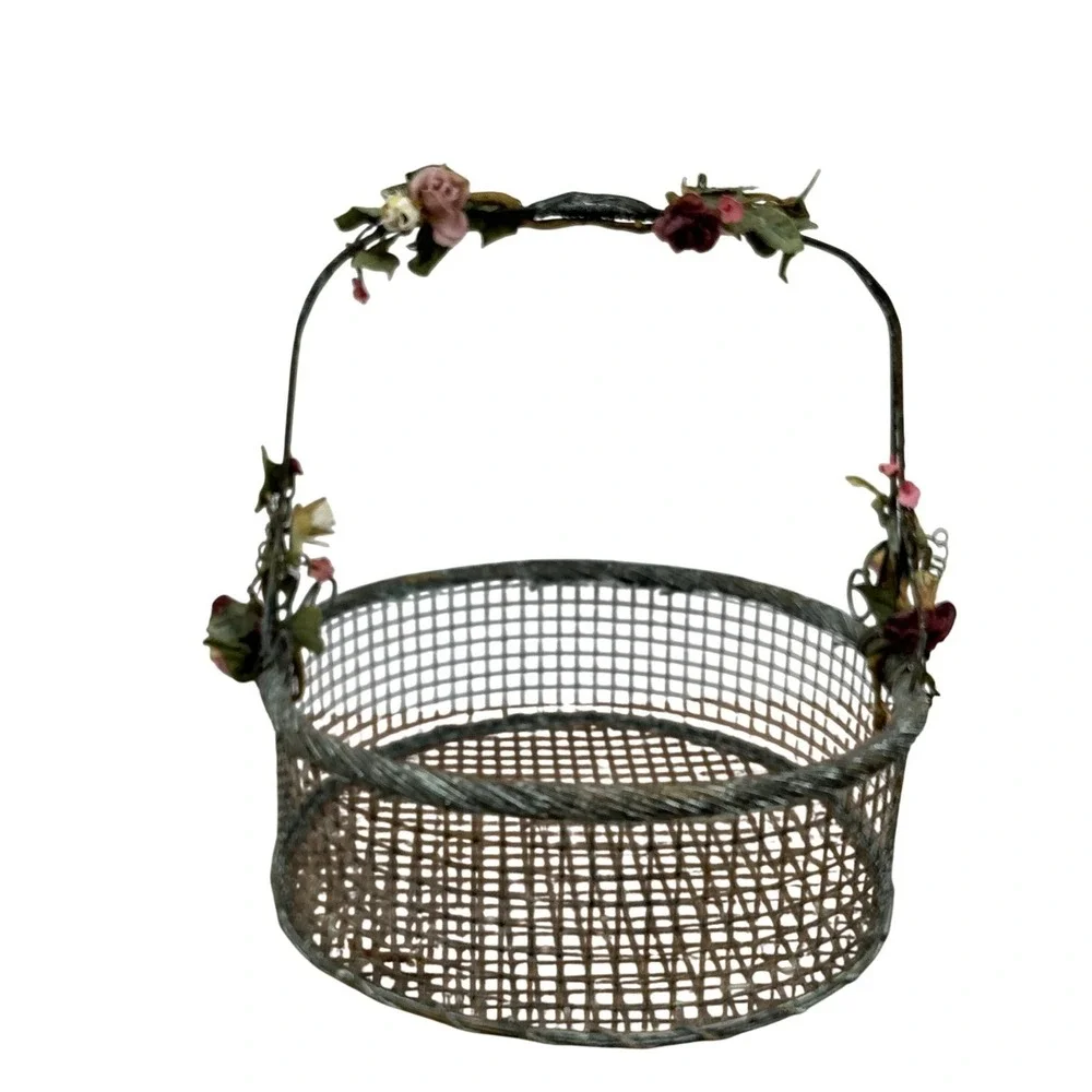 The Unbranded Brand charming vintage