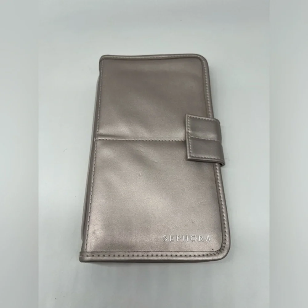 Sephora eyeshadow brush case silver metallic color 10 slots