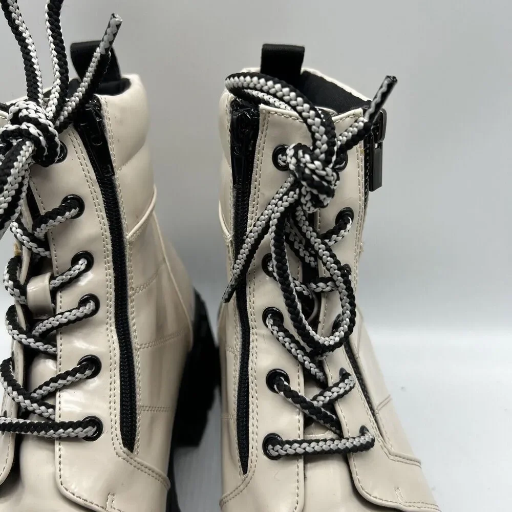 Steve Madden step into