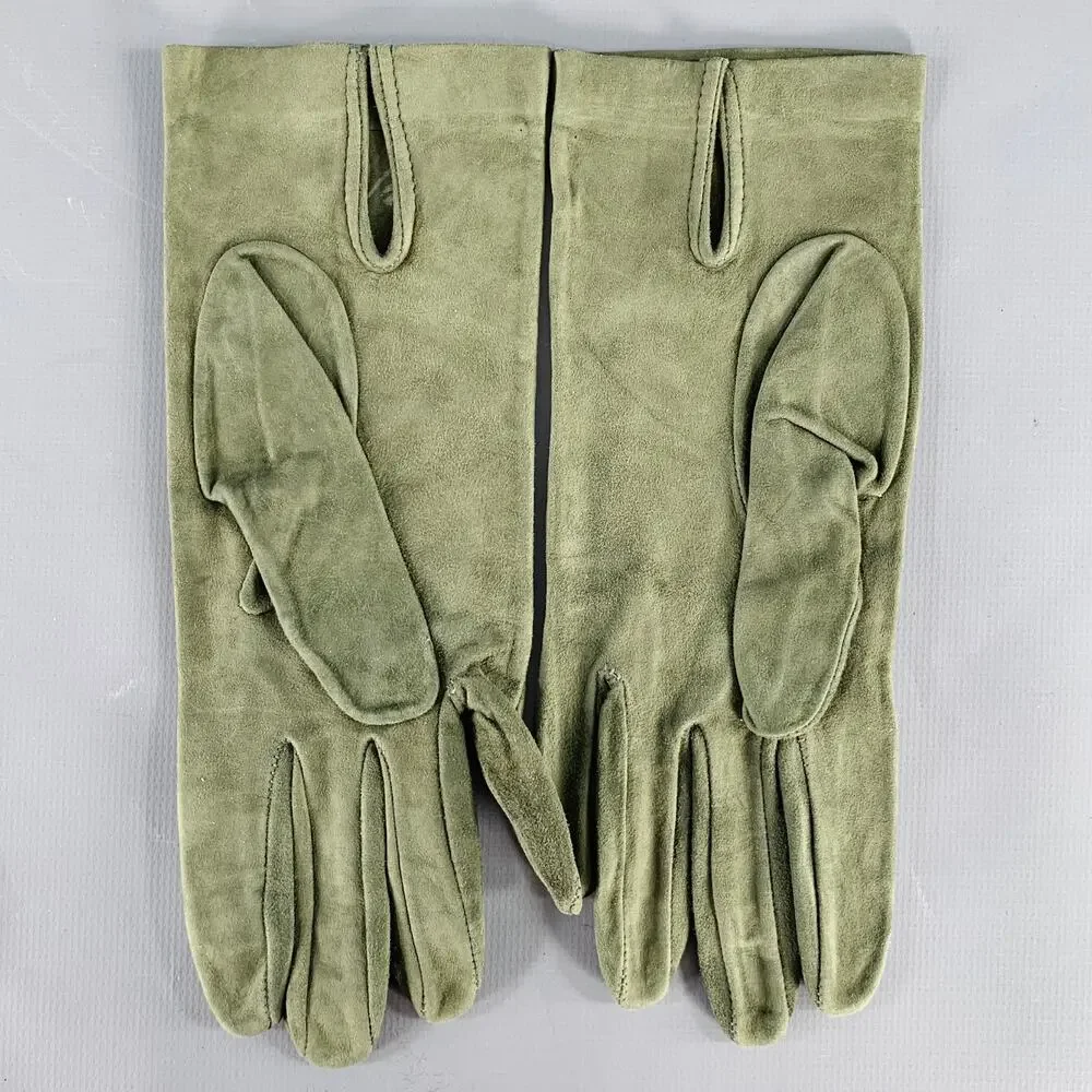 Vintage gloves green