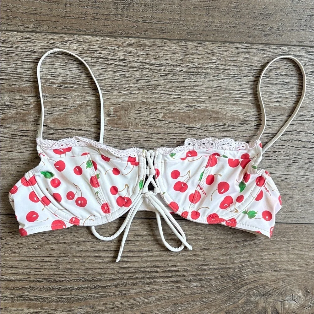 Frankies Bikinis x Sydney Sweeney Lucia Bikini Top White Cherry Print Lace Trim