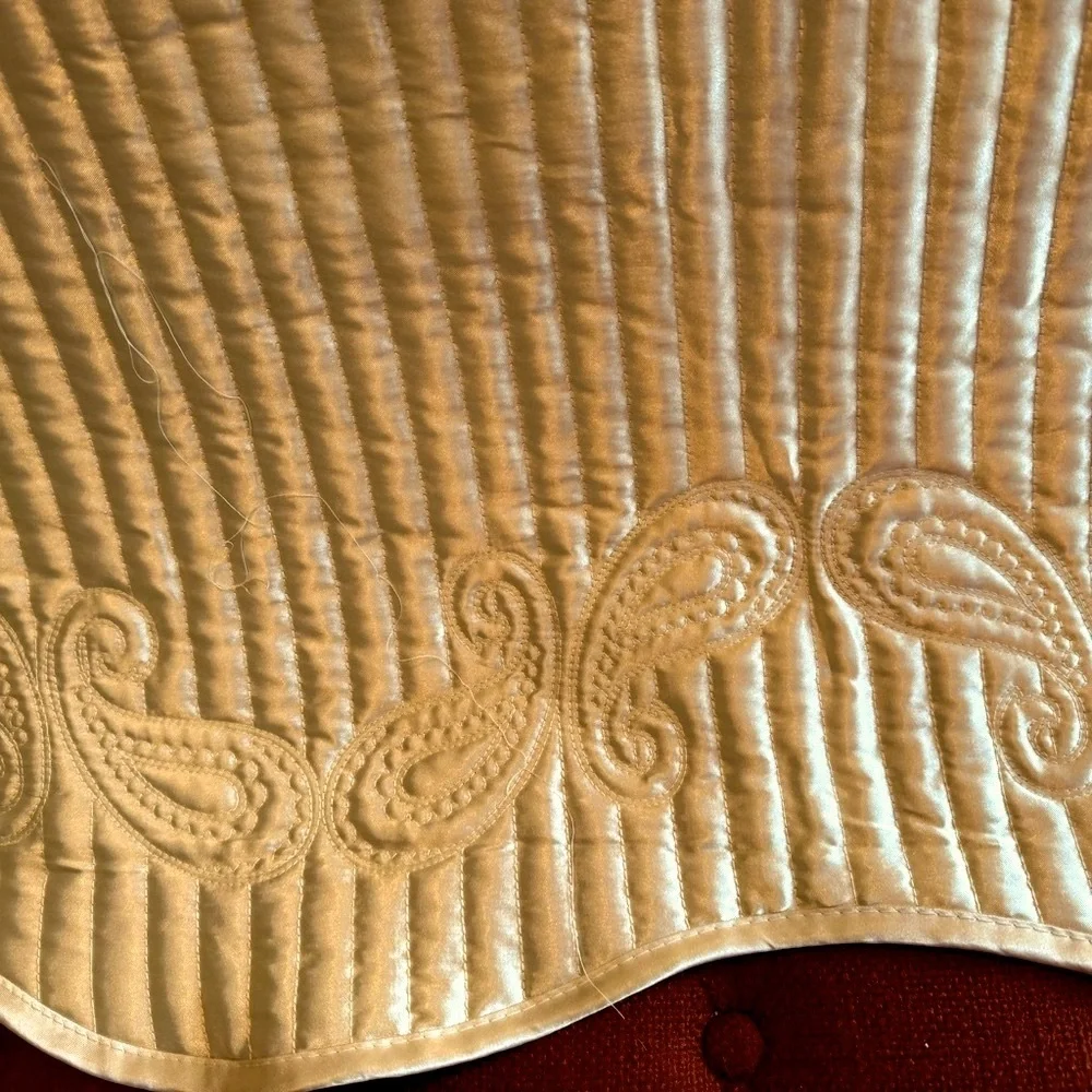 Serenta Quilted Satin Coverlet/Spread - Oversized - Gold