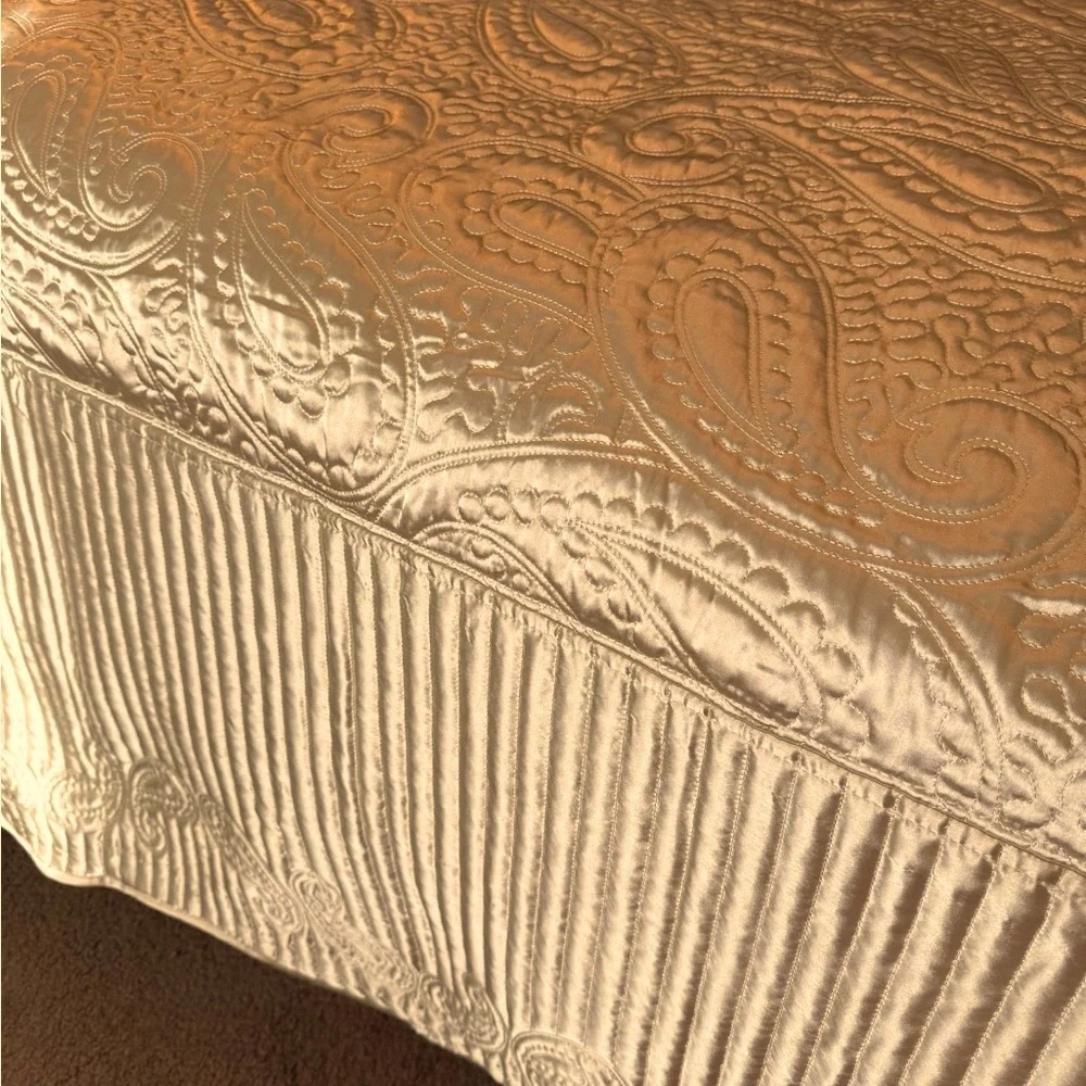 Serenta Quilted Satin Coverlet/Spread - Oversized - Gold
